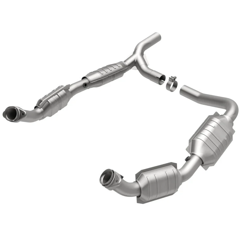 MagnaFlow Direct Fit Catalytic Converter 07-08 Ford E-150 4.6L