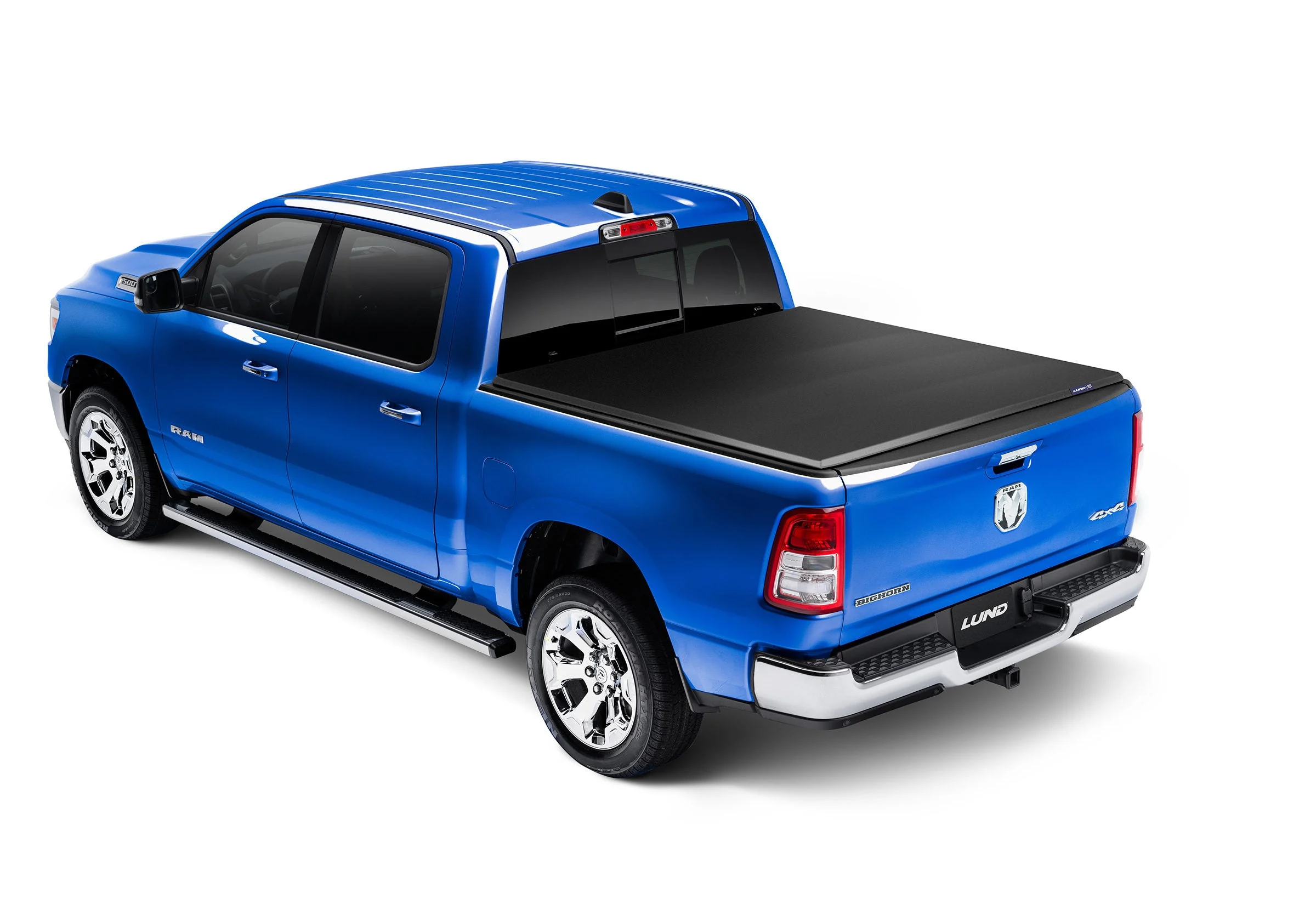 Lund 95865 - 02-17 Dodge Ram 1500 (5.5ft. Bed) Genesis Elite Tri-Fold Tonneau Cover - Black