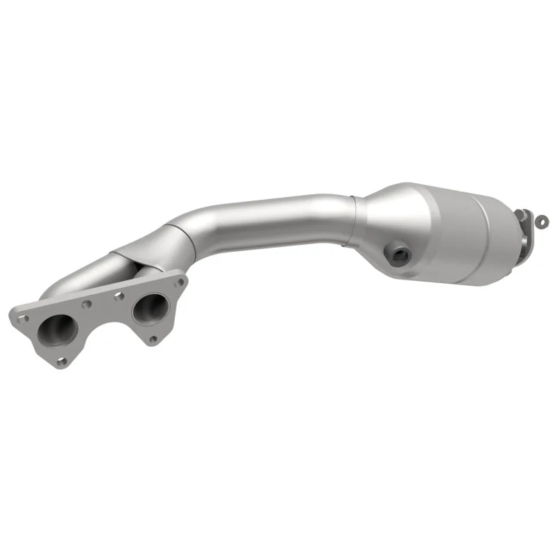 MagnaFlow Direct Fit Catalytic Converter 07-10 Audi S6 5.2L Passenger Rear Manifold