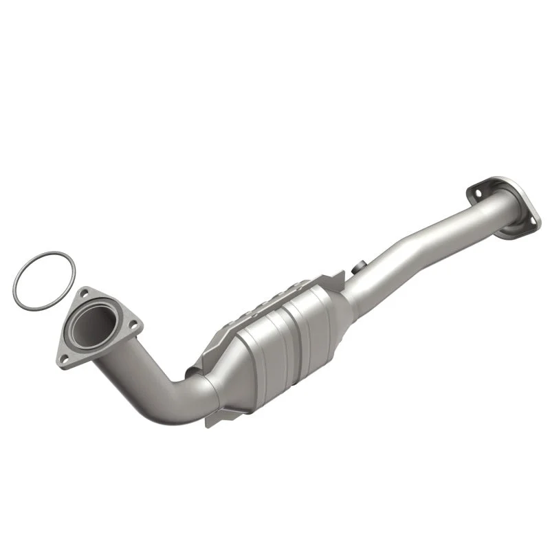 MagnaFlow Direct Fit Catalytic Converter 03-06 Hummer H2 6.0L Passenger Side