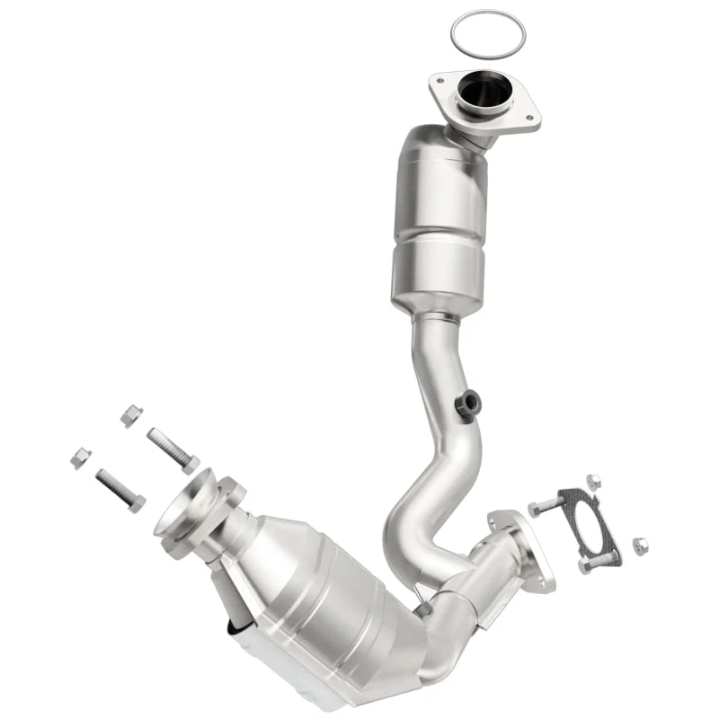 MagnaFlow Direct Fit Catalytic Converter 00-03 Ford Taurus 3.0 Front