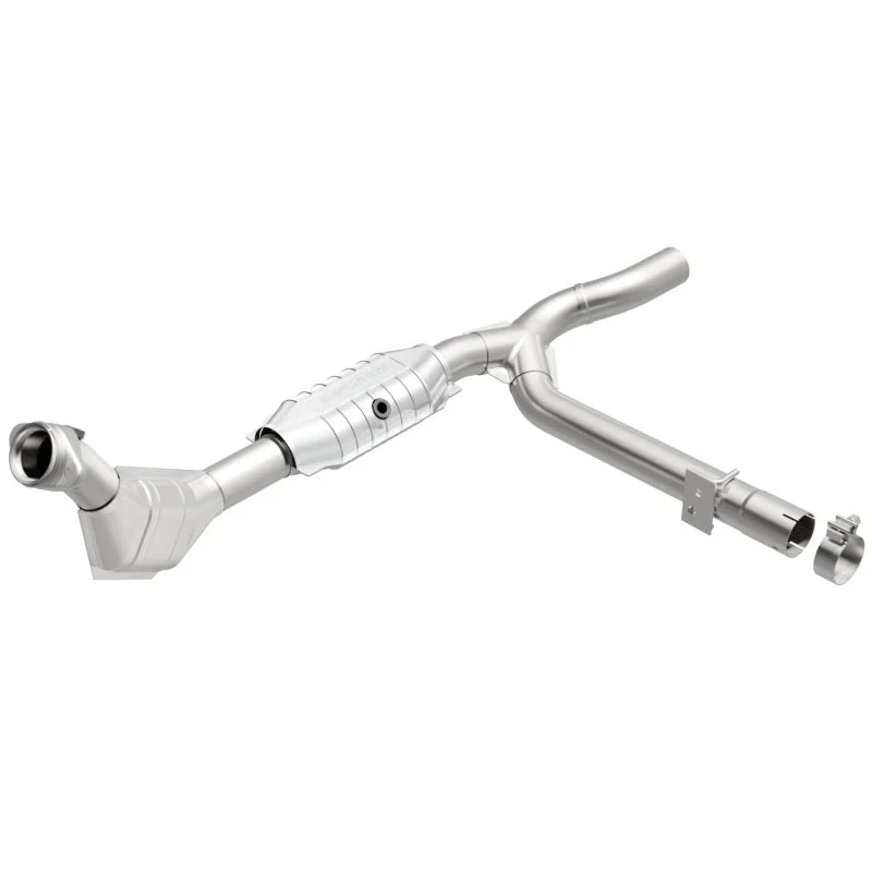 MagnaFlow Direct Fit Catalytic Converter 99-00 Ford F-150 4.6L