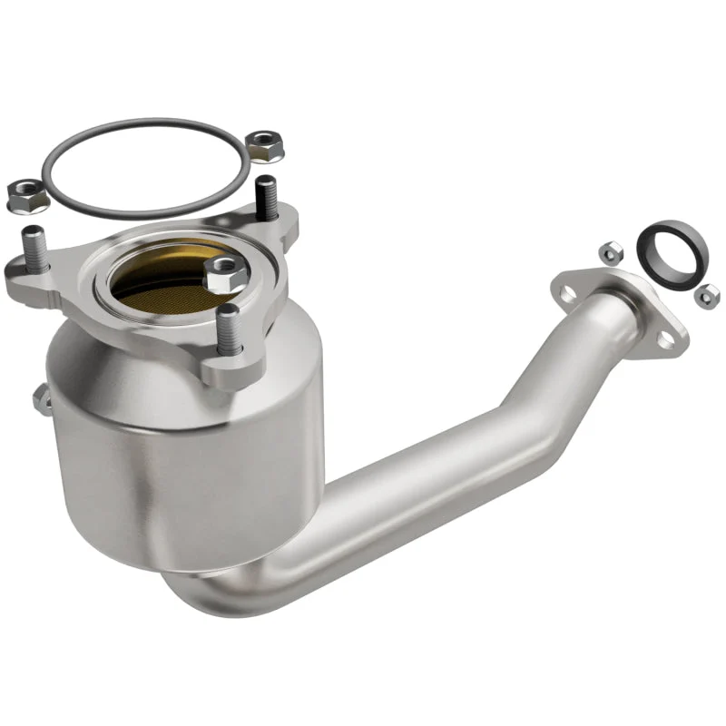 MagnaFlow Direct Fit Catalytic Converter 04-06 Suzuki Aerio 2.3L (CA Emissions)