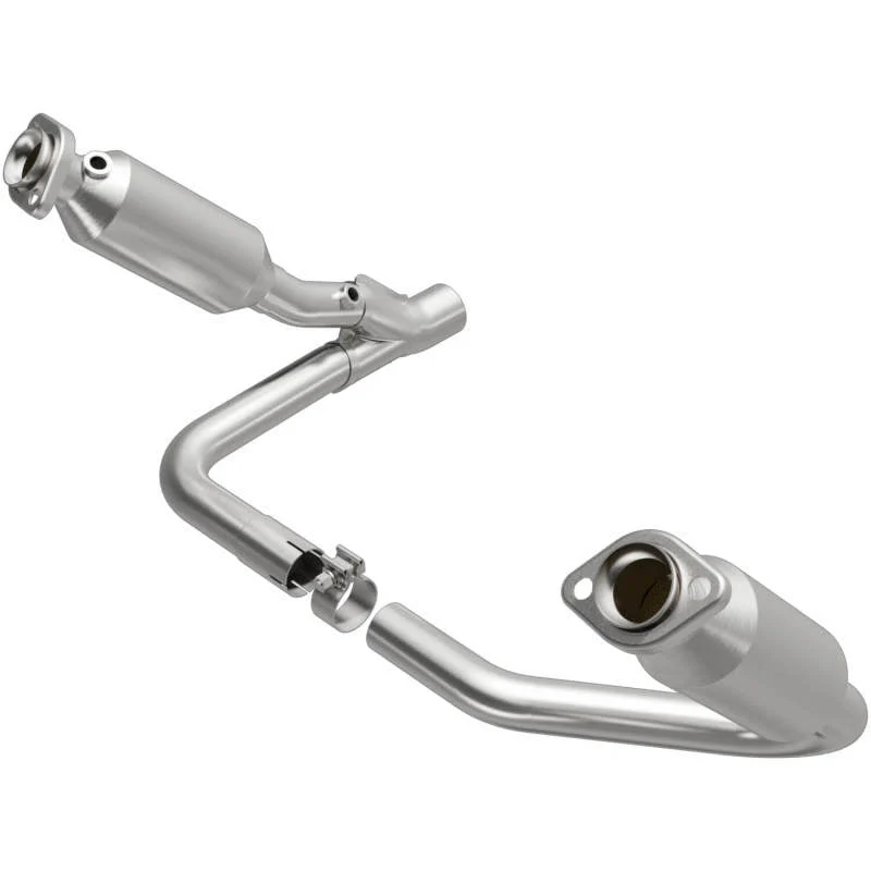 MagnaFlow Direct Fit Catalytic Converter California Grade 07-08 Dodge Durango 3.7L