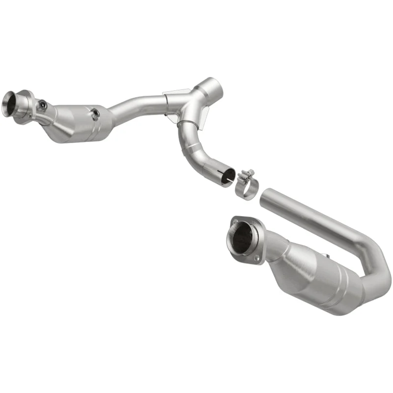 MagnaFlow Direct Fit Catalytic Converter 06-07 Ram 1500 4.7L Underbody