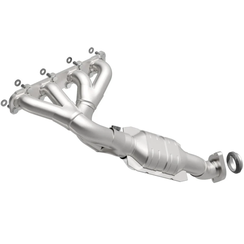 MagnaFlow Direct Fit Catalytic Converter 04-06 Cadillac XLR 4.4L Driver Side