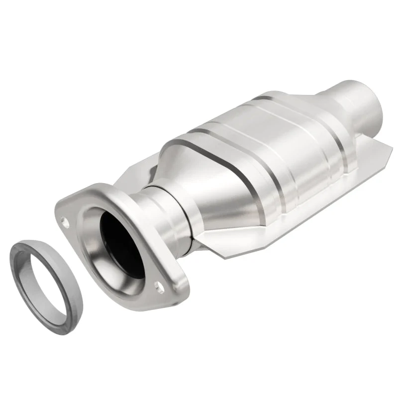 MagnaFlow Direct Fit Catalytic Converter 01-03 Highlander underbody