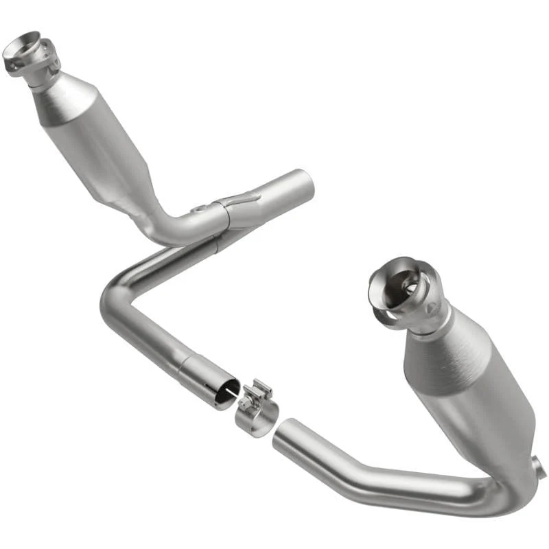 MagnaFlow Direct Fit Catalytic Converter OEM 2004 Dodge Dakota Underbody