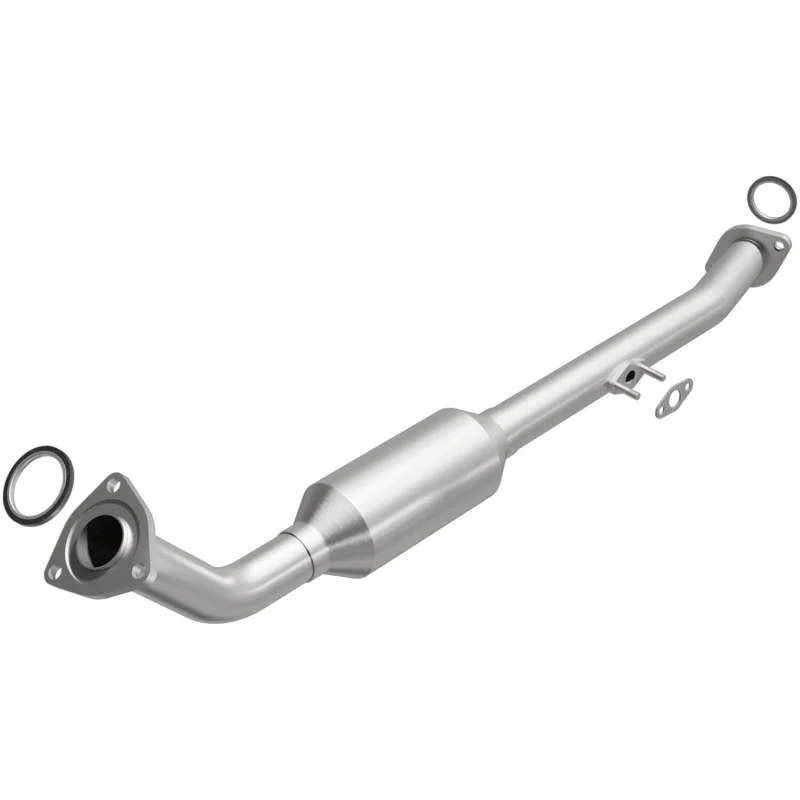 MagnaFlow Direct Fit Catalytic Converter OEM 2001-2004 Toyota Sequoia Underbody