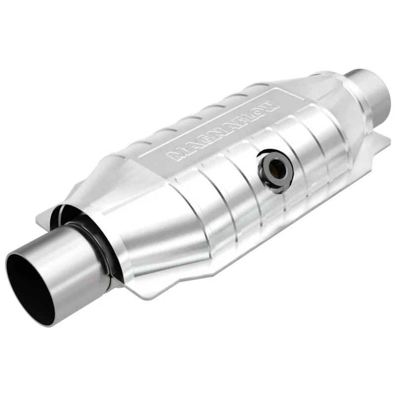 MagnaFlow Universal Catalytic Converter 2.5 OBDII Rear Mid-Bed 02