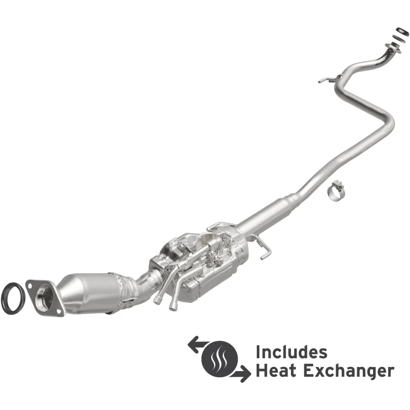 MagnaFlow Direct Fit Catalytic Converter 12-13 Toyota Prius C Base Underbody 1.5L