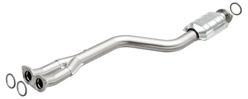 MagnaFlow Direct Fit Catalytic Converter 00-05 Lexus GS300 3.0L