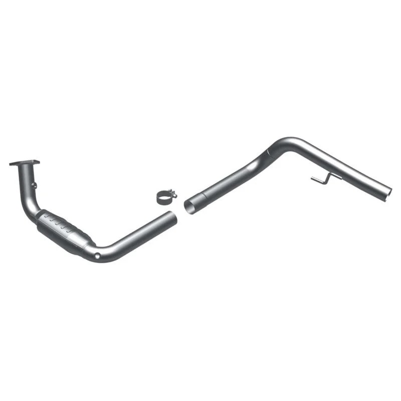 MagnaFlow Direct Fit Catalytic Converter 02-05 Escalade 6.0L Driver Side