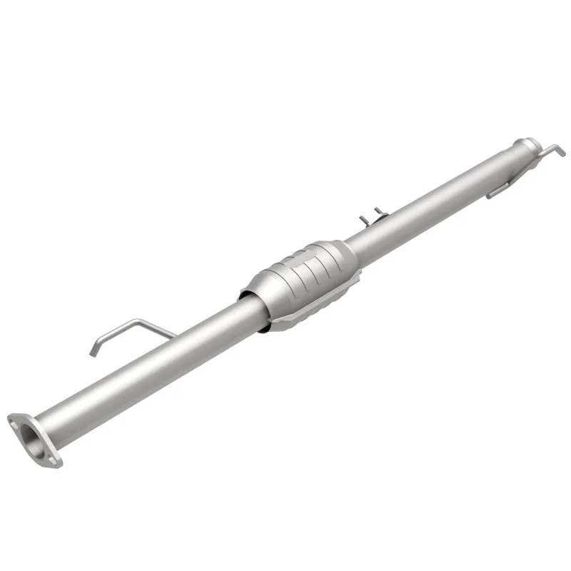 MagnaFlow Direct Fit Catalytic Converter 00-04 Tundra 3.4L Rear