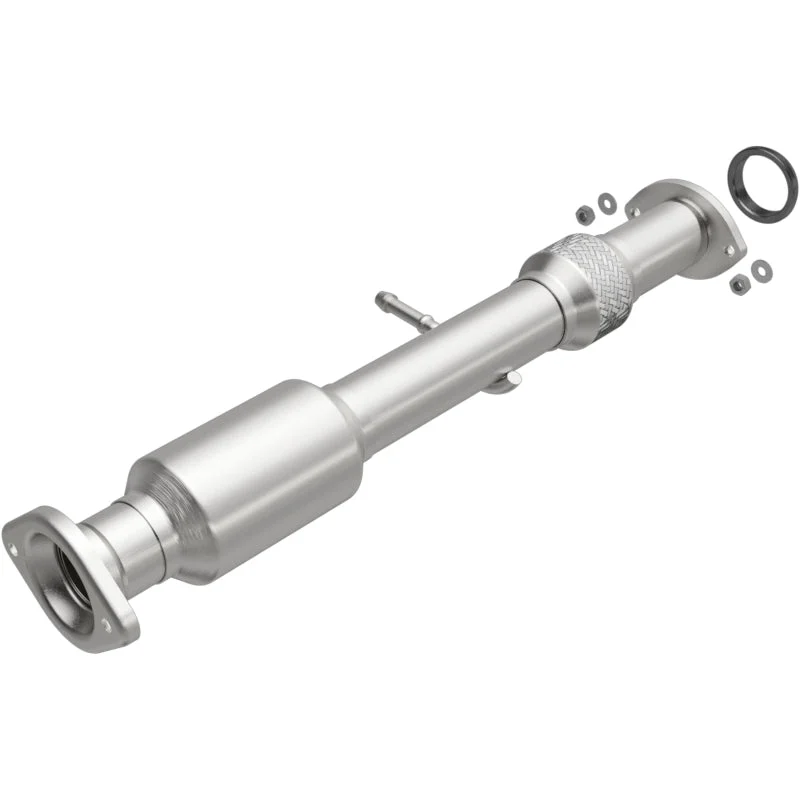 MagnaFlow Direct Fit Catalytic Converter 14-15 Toyota Highlander 3.5L