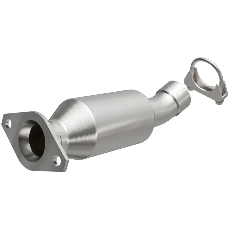 MagnaFlow Direct Fit Catalytic Converter 12-16 Toyota Prius C 1.5L
