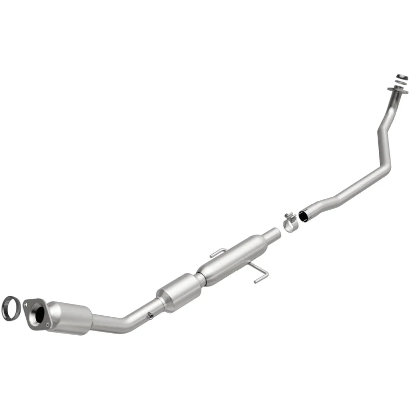 MagnaFlow Direct Fit Catalytic Converter 14-15 Toyota Corolla 1.8L