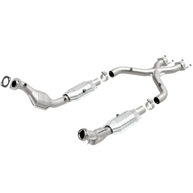 MagnaFlow Direct Fit Catalytic Converter 99-01 Ford Mustang 4.6L