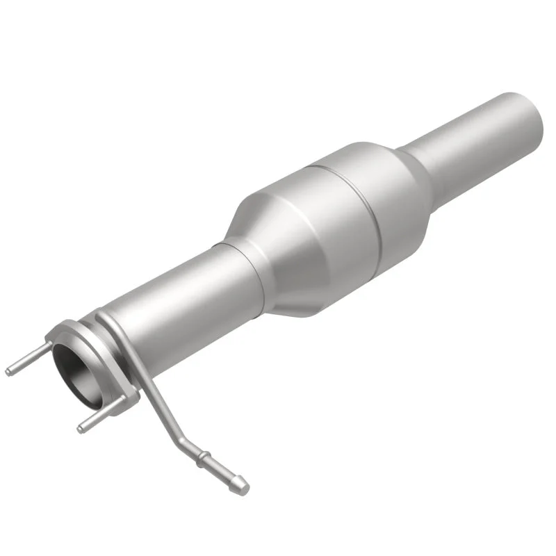 MagnaFlow Direct Fit Catalytic Converter 03-05 Ford F250/350 SD 6.0