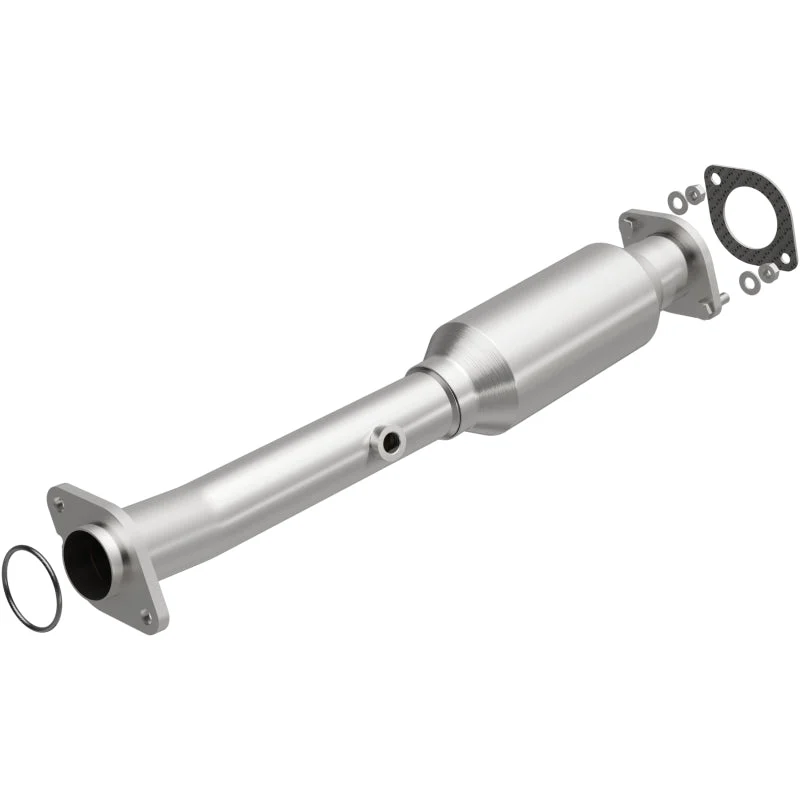 MagnaFlow 05-06 Nissan Titan 5.6L Direct Fit Converter