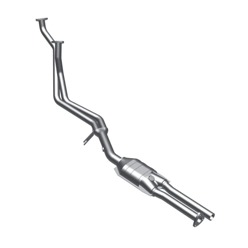MagnaFlow Direct Fit Catalytic Converter BMW 80 88