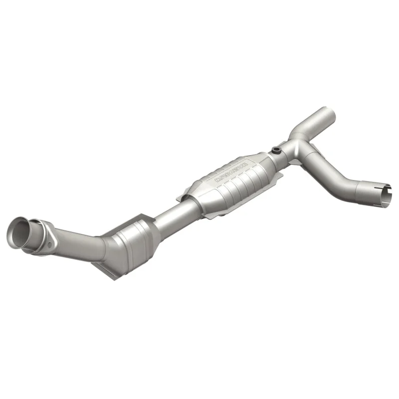 MagnaFlow Direct Fit Catalytic Converter 01-03 Ford E150 4.2L Passenger Side