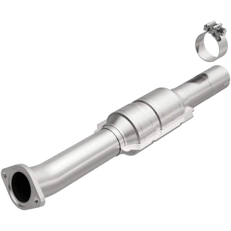 MagnaFlow Direct Fit Catalytic Converter 2010-2012 VENZA 2.7L Underbody