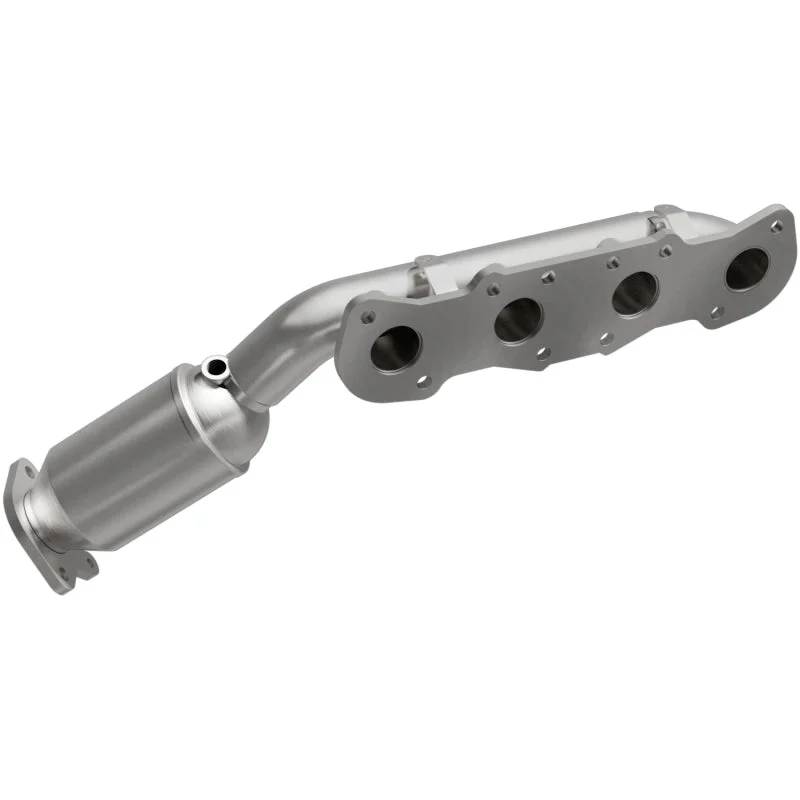 MagnaFlow Direct Fit Catalytic Converter 12-16 Hyundai Equus V8 5.0L Manifold