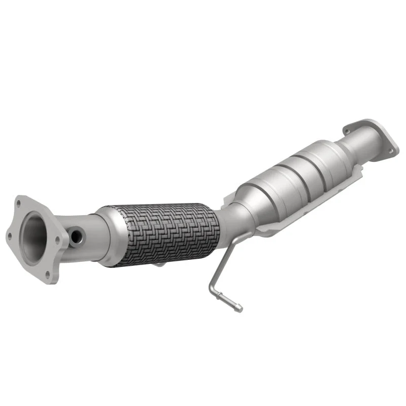 MagnaFlow Direct Fit Catalytic Converter 06-09 Volvo S40/V50 2.4L