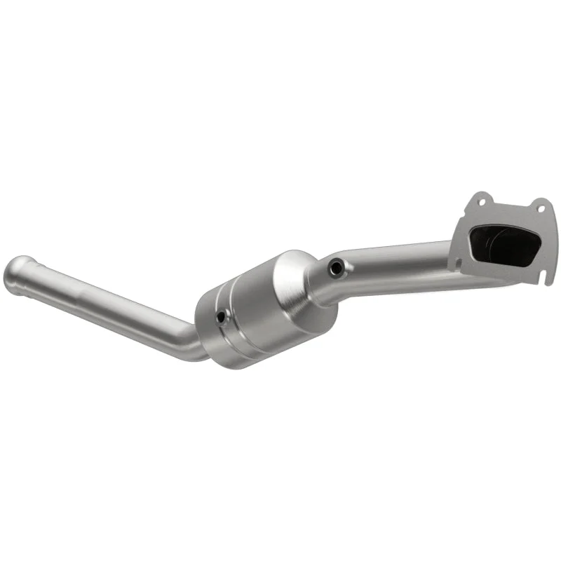 MagnaFlow Direct Fit Catalytic Converter 2011 Grand Cherokee 3.6L DS