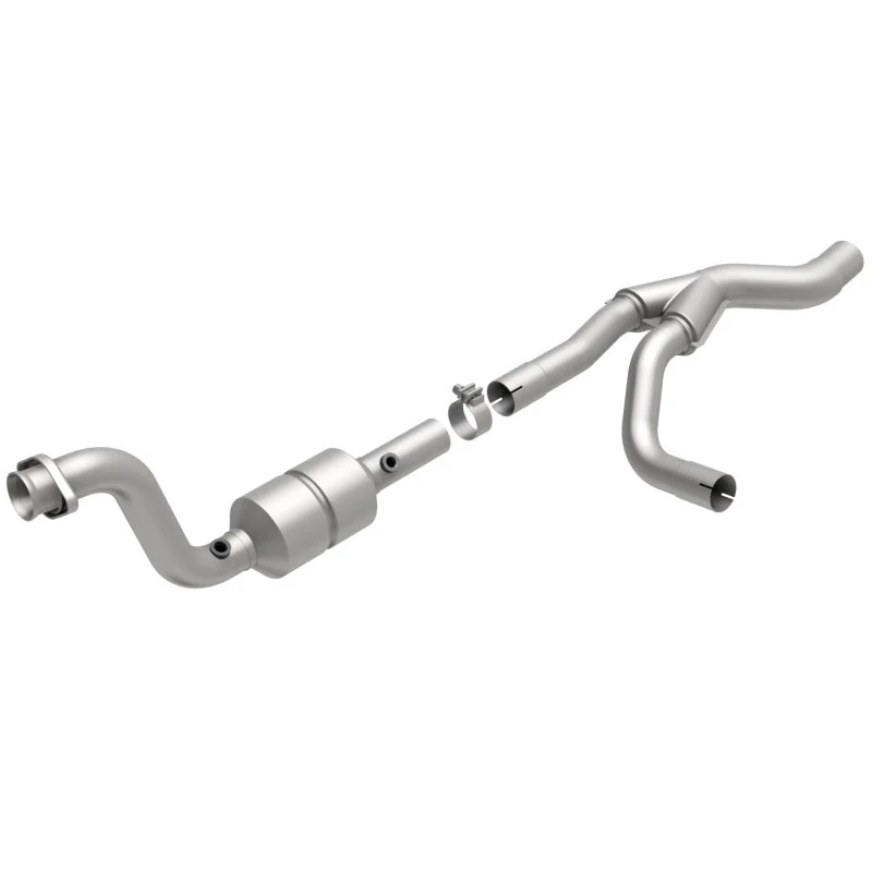 MagnaFlow Direct Fit Catalytic Converter 04-06 Dodge Durango 5.7L Passenger Side