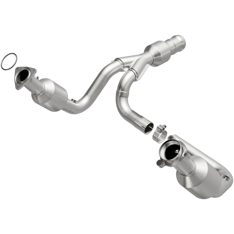 MagnaFlow Direct Fit Catalytic Converter 2015 GMC Yukon XL V8 6.2L